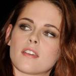 Kristen Stewart scaricata da Robert Pattinson: “Troppo dipendente”