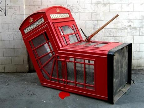 banksy-phonebox