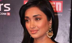 È morta Jiah Khan: è suicidio per l’attrice indiana di Bollywood?