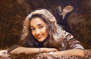 È morta Jiah Khan: è suicidio per l’attrice indiana di Bollywood?