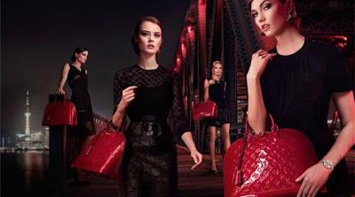 Chic on the bridge: la nuova campagna firmata Louis Vuitton