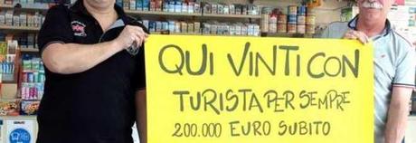 20130605 turista per sempre vinto Gratta e vinci fortunato a Rimini: 6000 euro al mese per ventanni