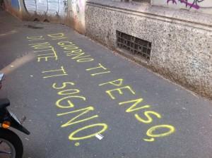 orsoline esclusivo: parla Neuroni Zero, il vandalo che rovina le vetrine di tutta Milano: “ Lo faccio per amore”