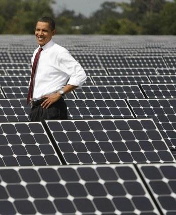 obama-amid-solar-panels-green-energy