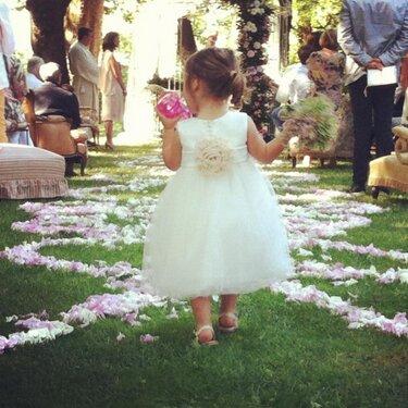 Laura Pausini: battesimo degno di una principessa per Paola (le foto)