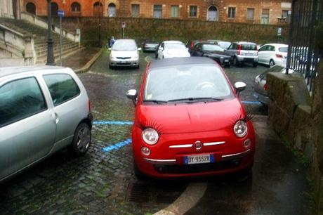 SOSTA SELVATICA O ARTE CONTEMPORANEA? NOI PROPENDIAMO PER LA SECONDA OPZIONE, DATO CHE A NEMMENO 20 METRI DA QUI C'E' UN COMANDO DELLA POLIZIA MUNICIPALE SOSTA SELVATICA O ARTE CONTEMPORANEA? NOI PROPENDIAMO PER LA SECONDA OPZIONE, DATO CHE A NEMMENO 20 METRI DA QUI C'E' UN COMANDO DELLA POLIZIA MUNICIPALE