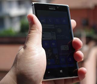 Nokia Lumia 925: wallpaper pack disponibile al download!