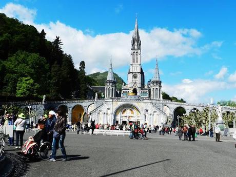 LOURDES - OASI DI PACE - UN MESE FA'