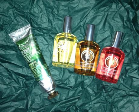 The Body Shop: crema mani purificante all'Assenzio. Una review... di coppia!