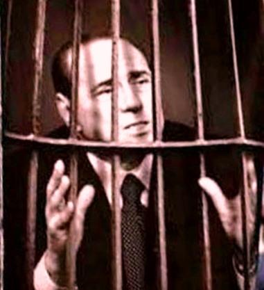 Berlusconi condannato a 7 anni in primo grado