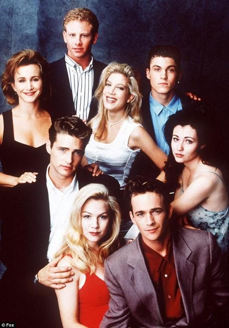 cast beverly hills 90210