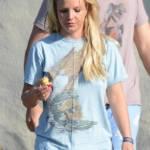 Britney Spears in vacanza con il fidanzato David Lucado02