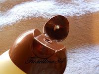 Balsamo ai fiori di mandorlo e karitè Balsamo ai fiori di mandorlo e karitè