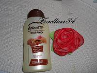 Balsamo ai fiori di mandorlo e karitè Balsamo ai fiori di mandorlo e karitè