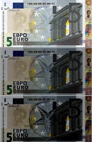 La foto dei 5 euro che circola in rete in questi giorni