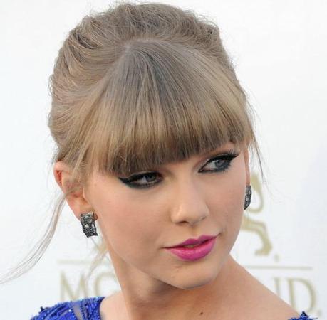 Taylor-Swift-Billboard-awards-2013-get-the-look-2