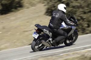 Finanziamento senza interessi e ‘Voyager Pack’ per la maxi crossover V4 di Honda Honda-CrossTourer (3)