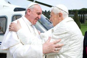 Lumen fidei: l’enciclica dei due Papi. «La luce della fede illumina la vita»