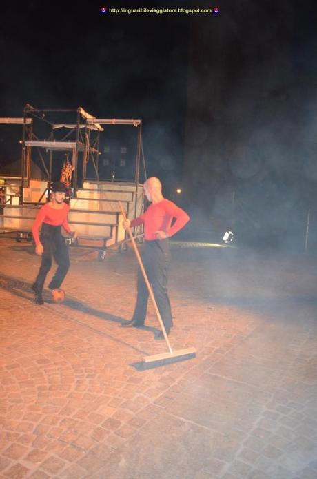 Un inguaribile viaggiatore a Mirabilia 2013 - Ondadurto Teatro - C’era una volta