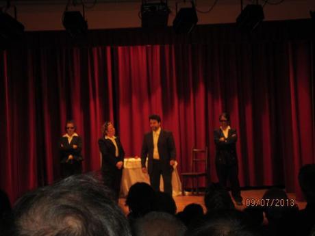 La compagnia teatrale “MILLEPIEDI” vince una battaglia contro il male oscuro La compagnia teatrale “MILLEPIEDI” vince una battaglia contro il male oscuro
