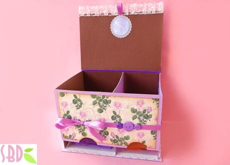 Scrapbooking: Scatola porta assorbenti - Panty holder box