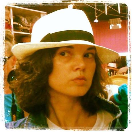 London Ink & Hélène Battaglia London Ink & Hélène Battaglia