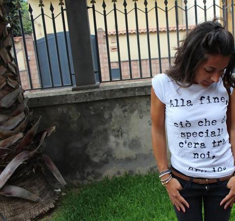 NONSOLOMODA#18: HAPPINESS IS... UNA MAGLIA CON LA GIUSTA SCRITTA NONSOLOMODA#18: HAPPINESS IS... UNA MAGLIA CON LA GIUSTA SCRITTA