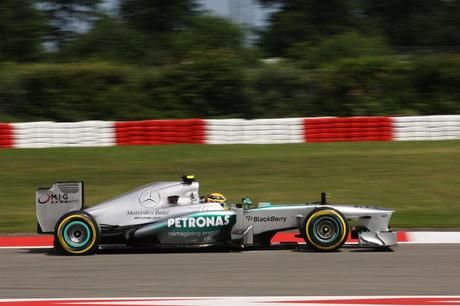 Pirelli condividerà i dati dei test anche con la Mercedes Lewis-Hamilton_qualifiche_GP_Germania_2013 (6)