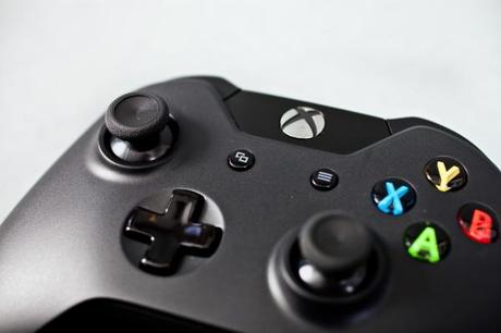 Xbox One, sarà possibile giocare durante i download xbox-one-15