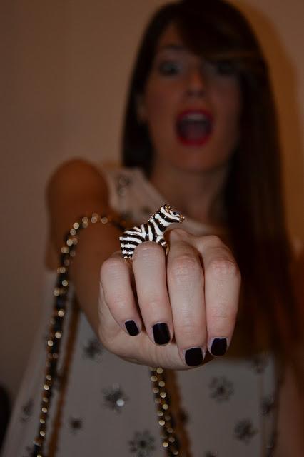 Zebra ring
