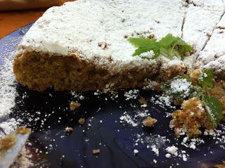 Torta estiva limone e mandorle senza derivati del latte e senza glutine