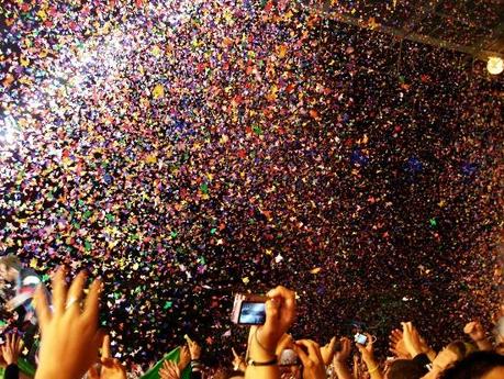 Musica ed emozione in un vivido istante: di Marco Bizzarri e Paola Pardini 0122 Musica ed emozione in un vivido istante: di Marco Bizzarri e Paola Pardini