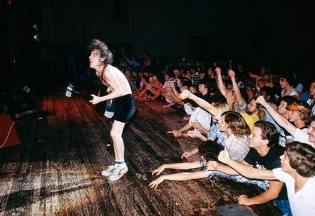 Musica ed emozione in un vivido istante: di Marco Bizzarri e Paola Pardini 0012 Musica ed emozione in un vivido istante: di Marco Bizzarri e Paola Pardini