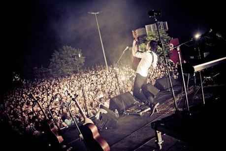 Musica ed emozione in un vivido istante: di Marco Bizzarri e Paola Pardini 0032 Musica ed emozione in un vivido istante: di Marco Bizzarri e Paola Pardini