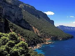 Sardegna “Il selvaggio blu” Un trekking di enorme fascino