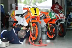 Yamaha e l’Associazione “La Nostra Famiglia” insieme per il progetto “Ospedale Amico” yamaha-tz-250-per-la-nostra-famiglia-6