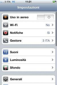 2010 11 23 04 200x300 Visualizzare percentuale batteria su iPhone 4