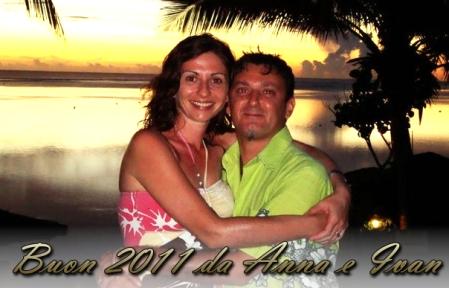 Ivan e Anna (Italiani a Fiji) augurano buon 2011 a tutti i visitatori