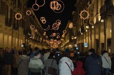 Natale a Torino: Luci, Macarons e Bollito!?