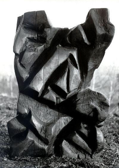 Giancarlo Sangregorio, Vento freddo, 1963, Legno di noce, H cm 106