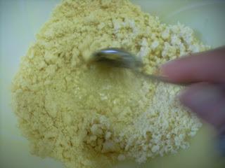 Peach pie crumble - torta crumble con pesche e crema Peach pie crumble - torta crumble con pesche e crema