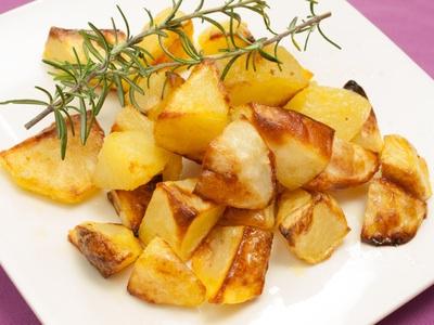 Il segreto per avere patate al forno, tenere dentro e croccanti fuori!