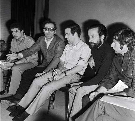 Festival di Cannes 1968: registi in sciopero in solidarietà con la rivolta studentesca.     Da sinistra: Claude Lelouch, Jean-Luc Godard, François Truffaut, Louis Malle e Roman-Polanski.