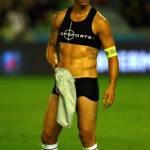 Calciatori metrosexual: Ibrahimovic in due pezzi, Ronaldo in shorts...