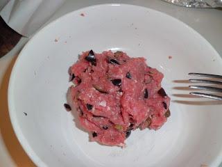 Hamburger al Sale di Salvia, Capperi di Pantelleria e Olive