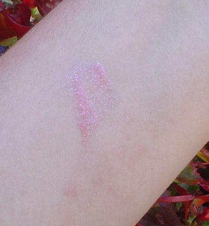 Review: VIVO Cosmetics Diamond Sparkle Lipgloss in Candy Floss