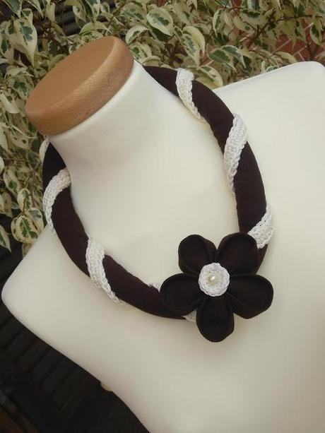 Fiori, cioccolato e panna Fiori, cioccolato e panna