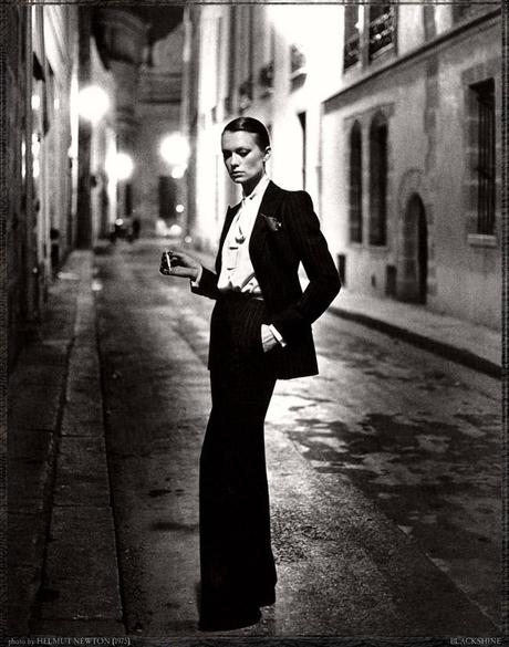 Mostra Fotografica Helmut Newton White Woman Sleepless Nights Big Nudes Paperblog 7591