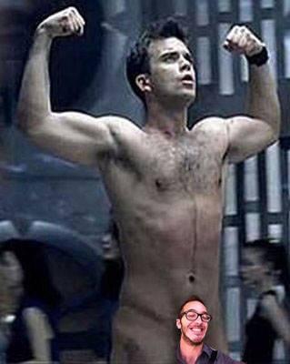 Robbie Williams a Milano, Britney wanna be: da duro a panterona ammogliata #sfrantaghirò