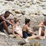 Doutzen Kroes & Family Enjoy A Day On The Beach In Ibiza La top model Doutzen Kroes in vacanza ad Ibiza07
